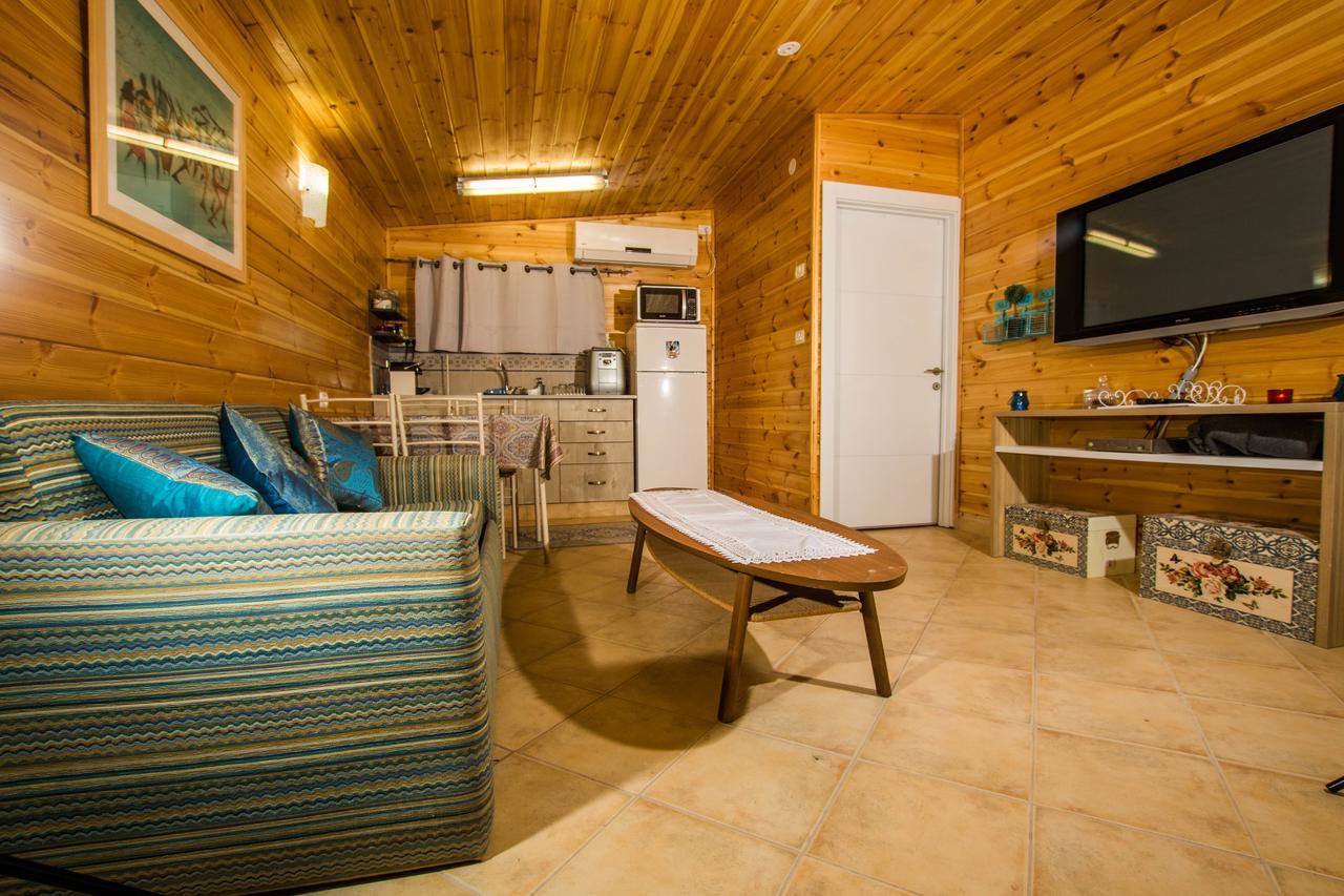 Zimmer Belev Hakikar- Dead Sea Neot HaKikar Exterior photo